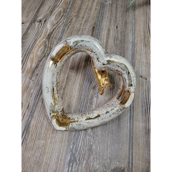 Vintage Posy Ring Vase, Heart-Shaped Gold Cherub Figure, Valentine Decor - Picture 4 of 5